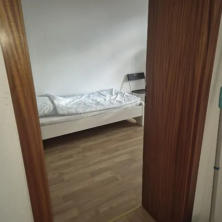 Living 21, Monteur- Und Ferienwohnung, 5 Personen, Zur Langfristigen Anmietung
