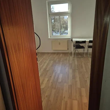 Apartment Living 21, Monteur- Und Ferienwohnung, 5 Personen, Zur Langfristigen Anmietung Halle (Saale)